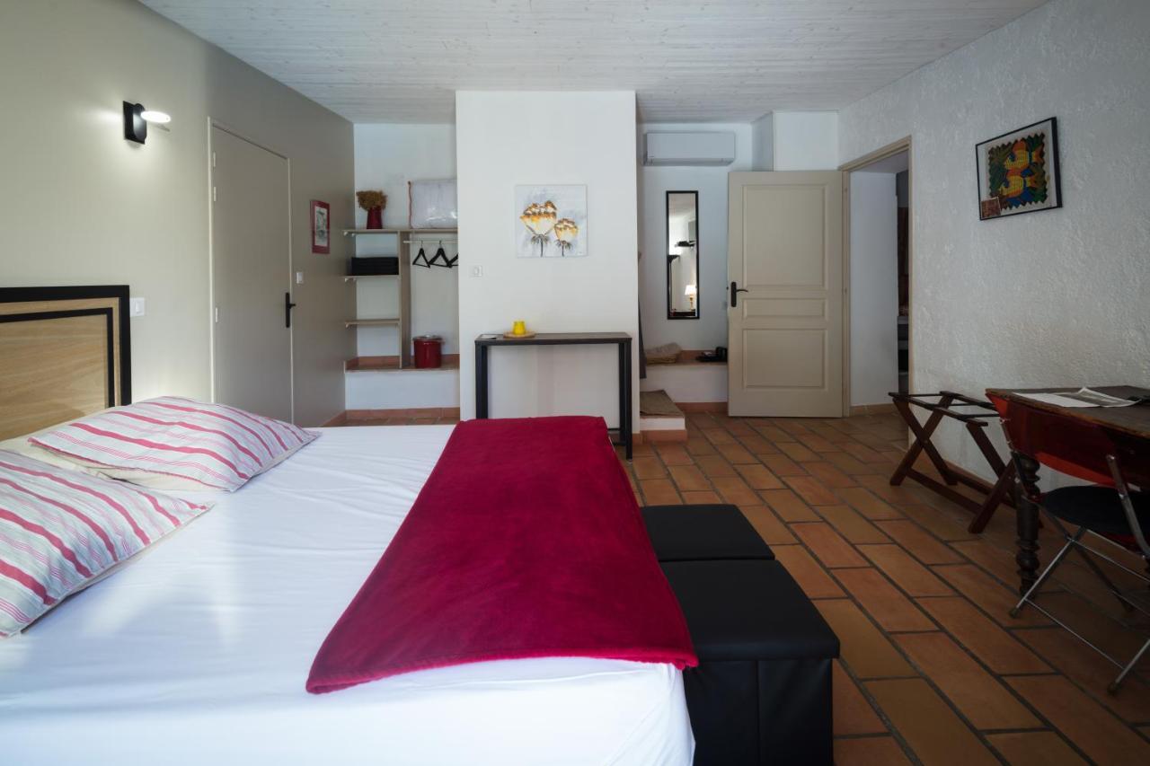 Logis Des Magnans - Le Murier - Sauve Esterno foto